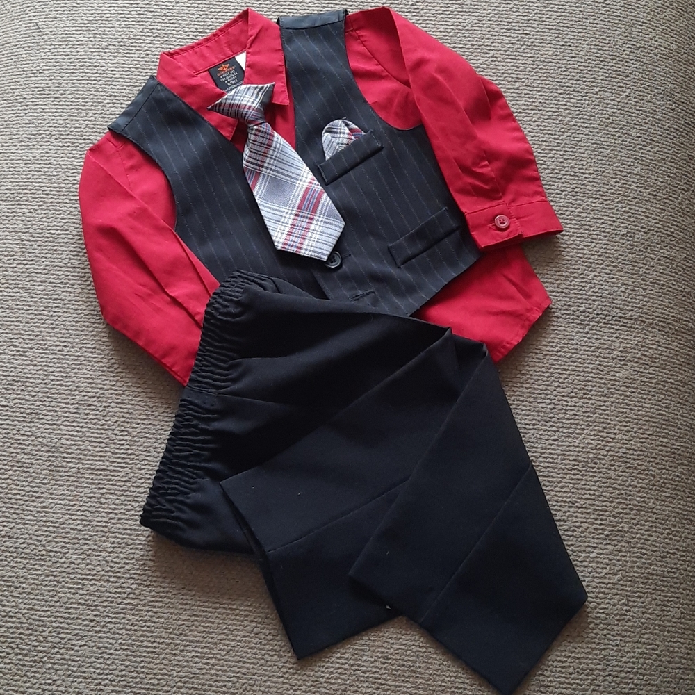 4 piece Dockers set